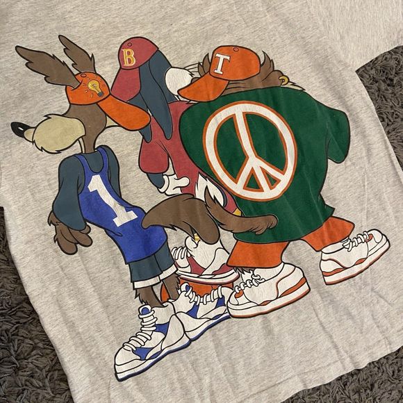 Vintage 1993 Looney Tunes Bugs Bunny Basketball Cross Colors T-Shirt XL USA Made - Picture 11 of 12